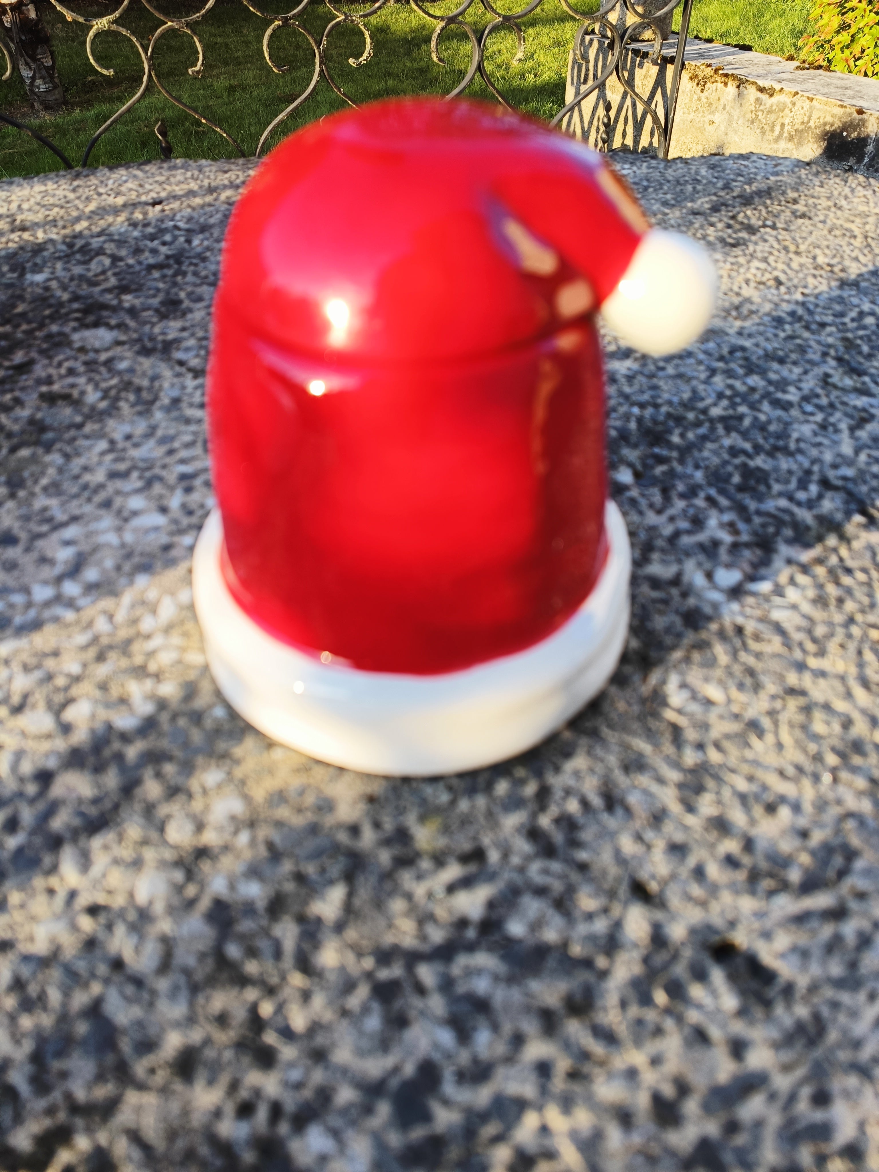 Brûleur en forme de chapeau de Père Noël